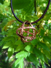 Load image into Gallery viewer, TensorField Generator | 144 MHz Kupfer | Sphärischer Energiegenerator & EMF-Schutz | Handgefertigt nach Heiliger Geometrie