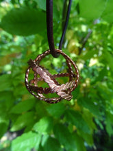 Load image into Gallery viewer, TensorField Generator | 144 MHz Kupfer | Sphärischer Energiegenerator & EMF-Schutz | Handgefertigt nach Heiliger Geometrie