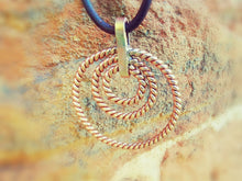 Load image into Gallery viewer, Tensor chain pendant “3 ring”
