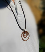 Load image into Gallery viewer, Tensor chain pendant “3 ring”