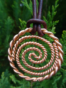 Galaktischer Tensorring mit Doppelspirale | 144 MHz Kupfer | Handgefertigter Dimensionswirbel (Ø 5 cm)